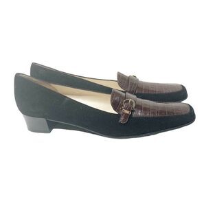 Salvatore Ferragamo Croc Black Suede Gold Buckle Loafers Sz 9.5 2A - FLAWED SOLE